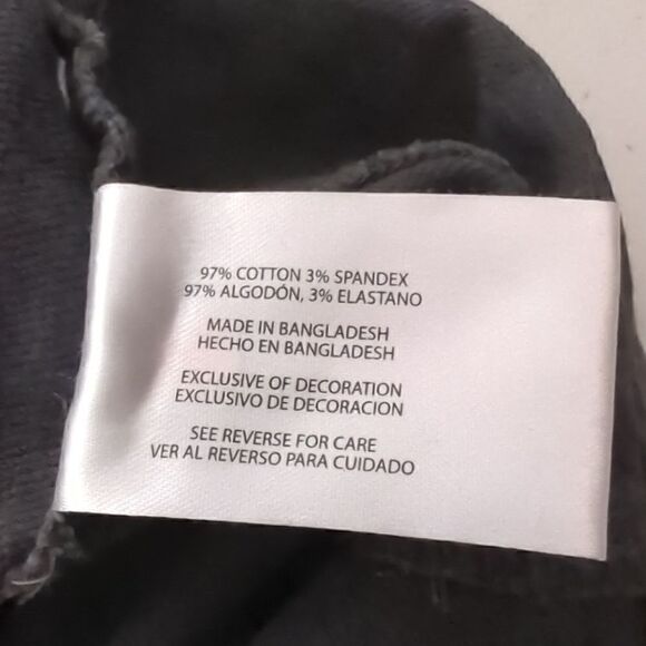 GAP Gray Khaki  - Picture 7 of 7